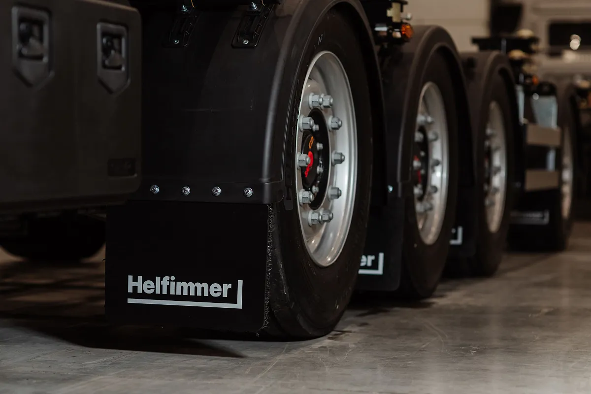 Полуприцеп контейнеровоз Helfimmer (Хелфиммер) SMCU4 Аренда — фото, цена, характеристики